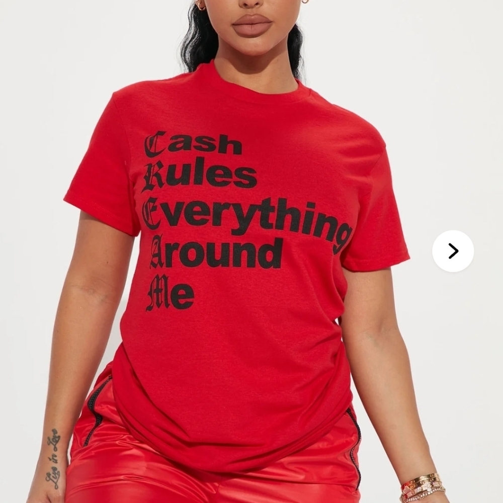 Fashion Nova graphic tee